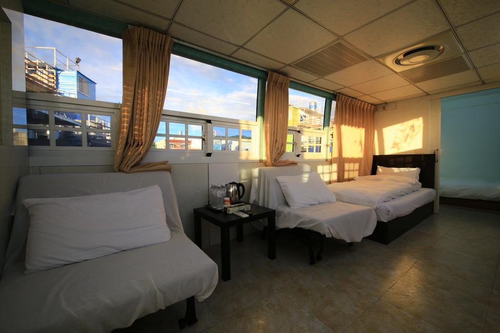 Mei Ru Car Rent Homestay Heng-ch'un Esterno foto